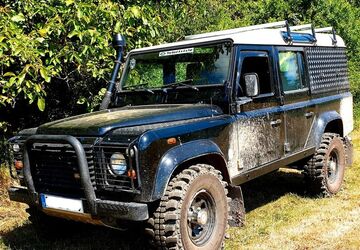 Land Rover Defender 261.128 km 17.997 &euro; Ladenburg 68526