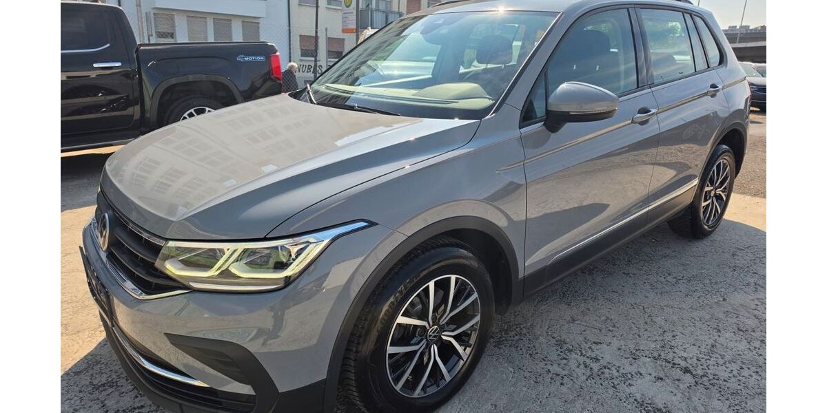 VW Tiguan 158.000 km 21.690 &euro; Mannheim 68159
