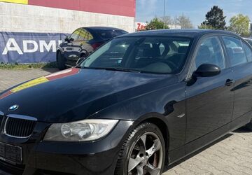 BMW 320 326.000 km 2.850 &euro; Gernsheim 64579