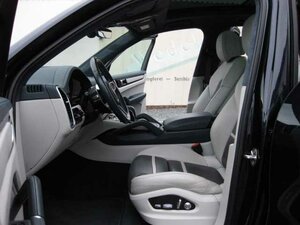 Porsche Cayenne Plug-In-Hybrid dt.Fzg.Top Ausst. 123.000 km 53.999 &euro; Biebesheim 64584