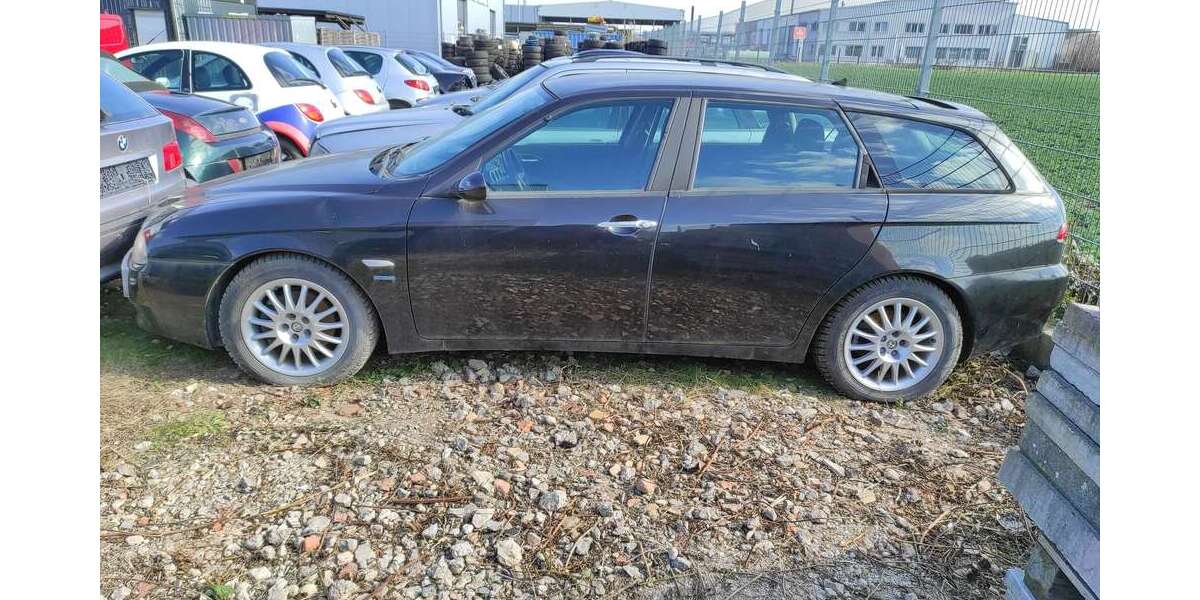 Alfa Romeo 156 179.999 km 1.499 &euro; Bickenbach 64404