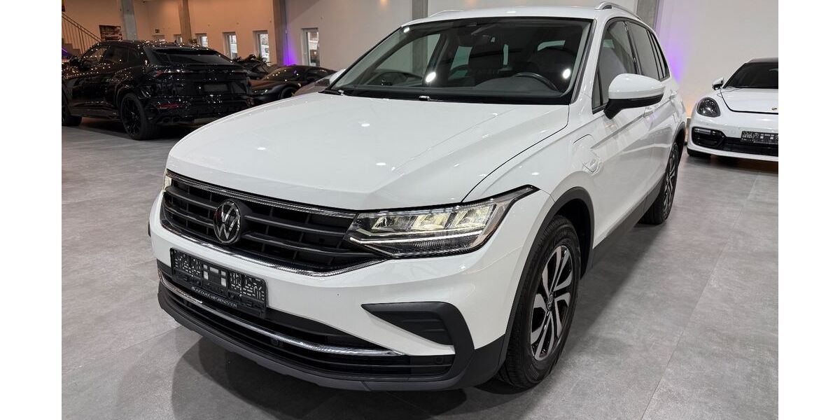 VW Tiguan 163.422 km 18.900 &euro; Riedstadt 64560