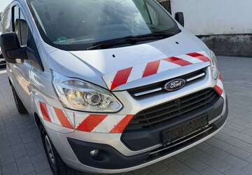 Ford Transit Custom 192.000 km 7.900 &euro; Alsbach 64665
