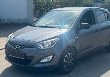 Hyundai i20 99.990 km 3.900 &euro; Worms 67547