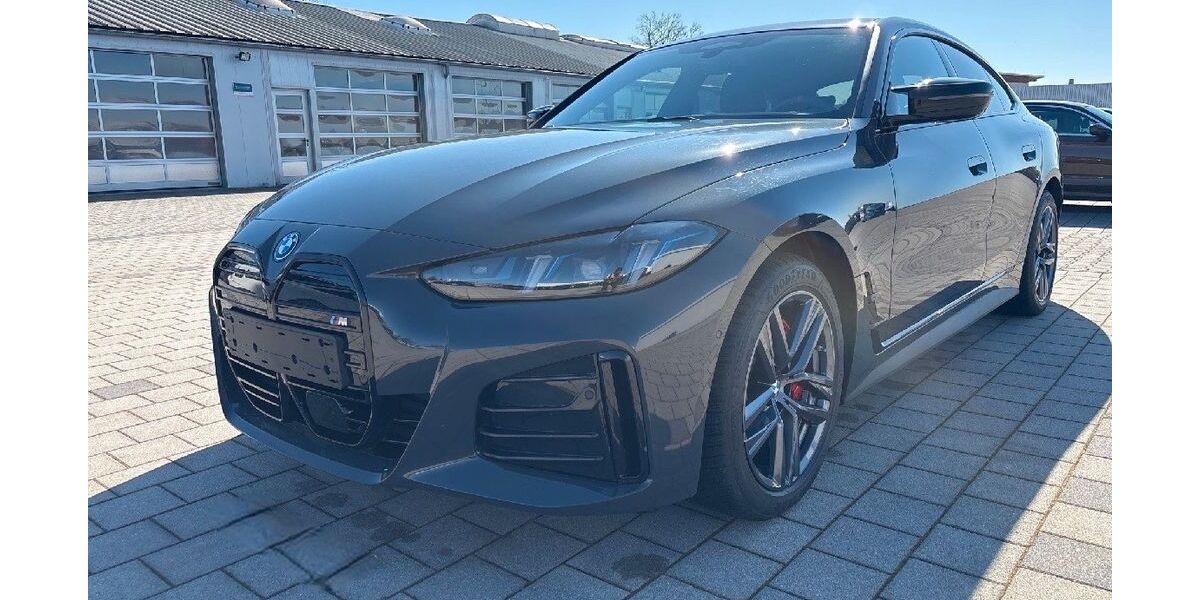 BMW i4 11.713 km 43.900 &euro; Oppenheim 55276