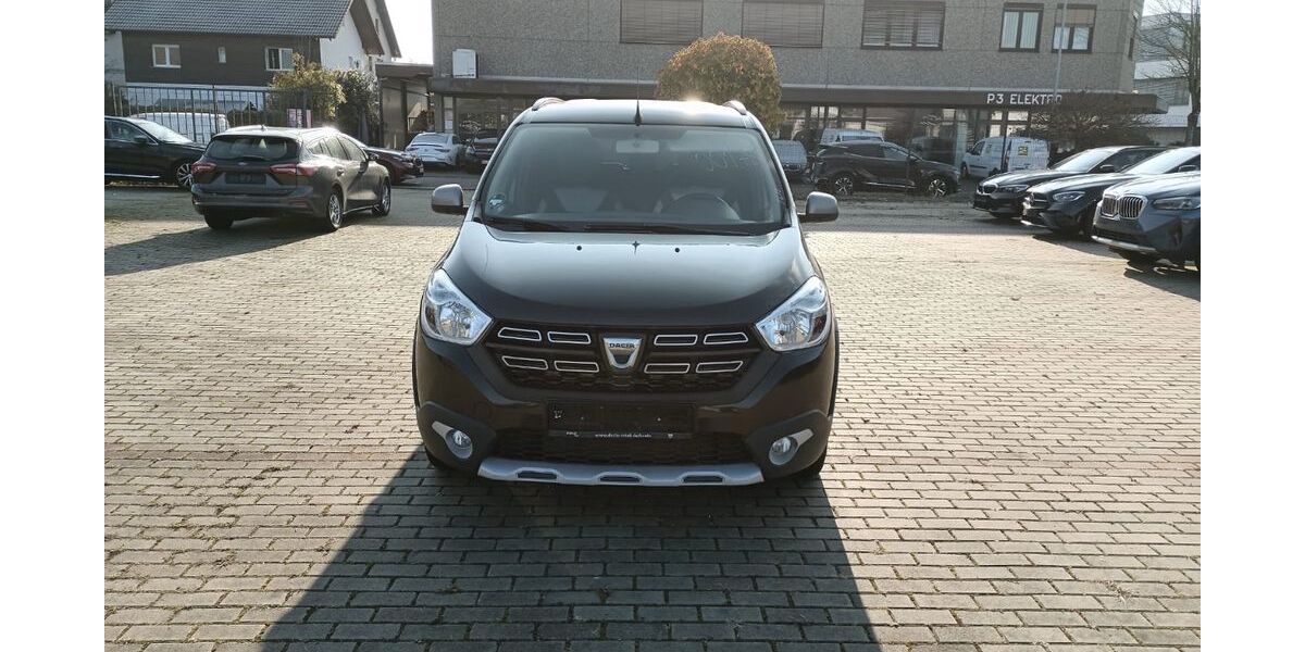 Dacia Lodgy 177.000 km 11.305 &euro; Weinheim 69469