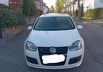 VW Golf 212.000 km 2.690 &euro; Mannheim 68169