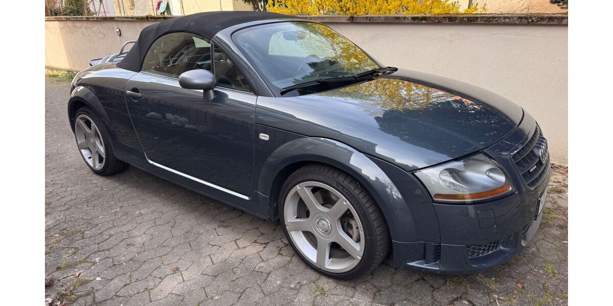 Audi TT RS 147.292 km 15.900 &euro; Heddesheim 68542