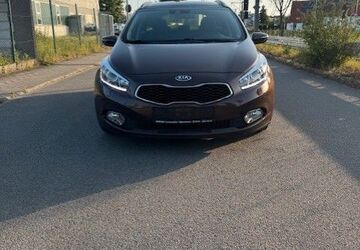 Kia ceed Sportswagon 104.000 km 10.450 &euro; Mannheim 68309
