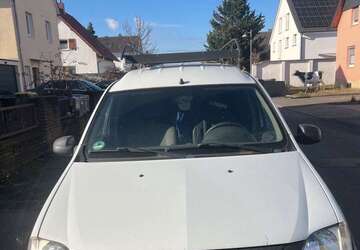 Dacia Logan 105.060 km 3.900 &euro; Mannheim 68239