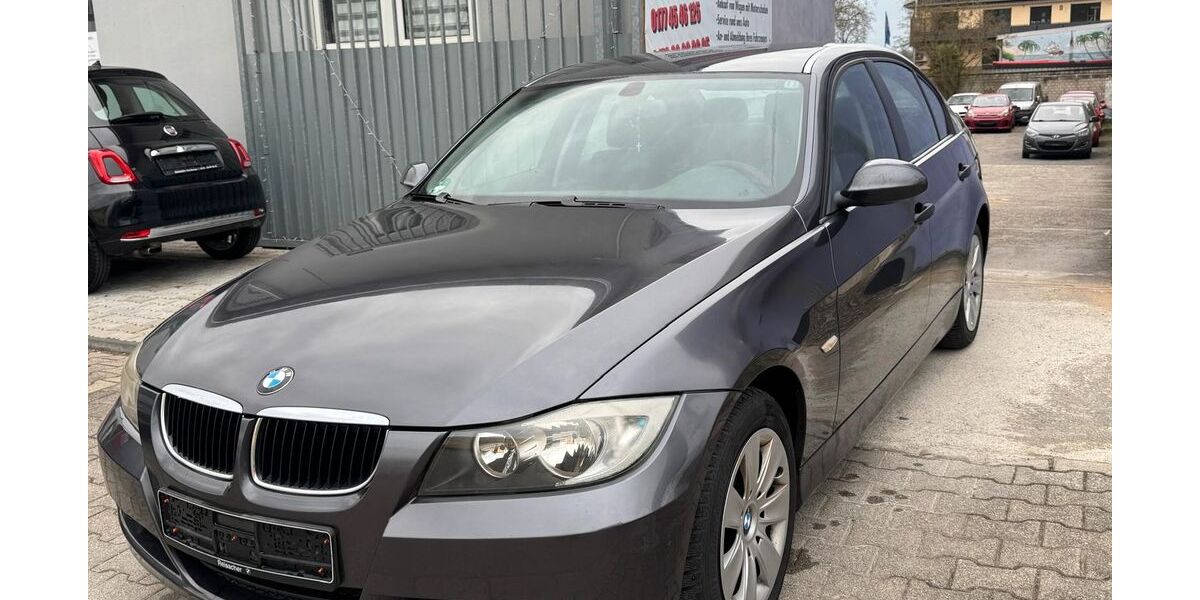 BMW 318 215.398 km 997 &euro; Mannheim 68199