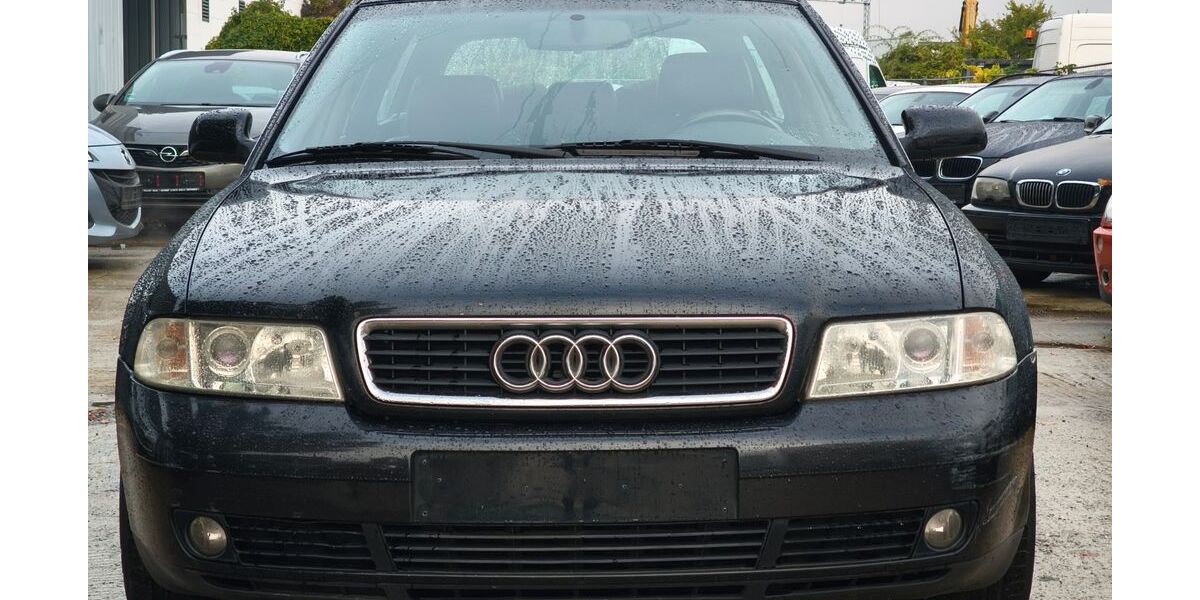 Audi A4 393.000 km 2.999 &euro; Mannheim 68199