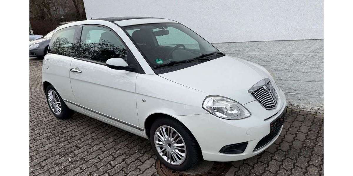 Lancia Ypsilon 99.104 km 2.850 &euro; Alsbach 64665