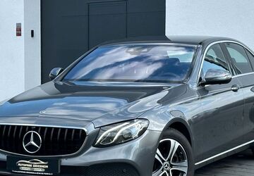 Mercedes-Benz E 220 110.700 km 26.700 &euro; Griesheim 64347