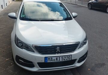 Peugeot 308 82.924 km 12.200 &euro; Mannheim 68199