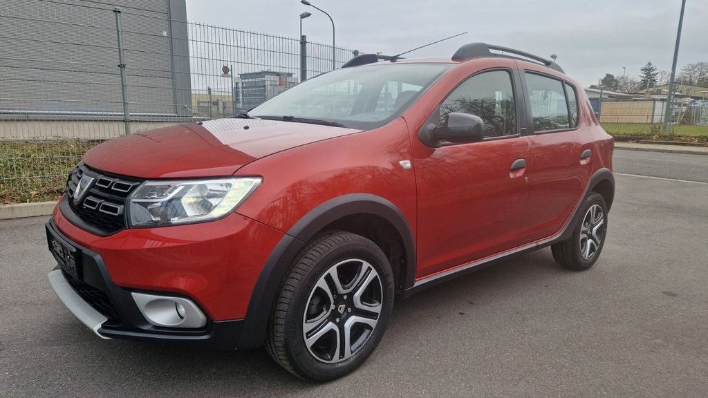 Dacia Sandero 43.989 km 8.990 &euro; Pfungstadt 64319