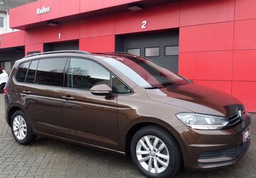 VW Touran 140.064 km 15.550 &euro; Ludwigshafen am Rhein 67059