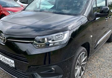 Toyota Proace (Verso) 6.800 km 30.900 &euro; Bensheim 64625
