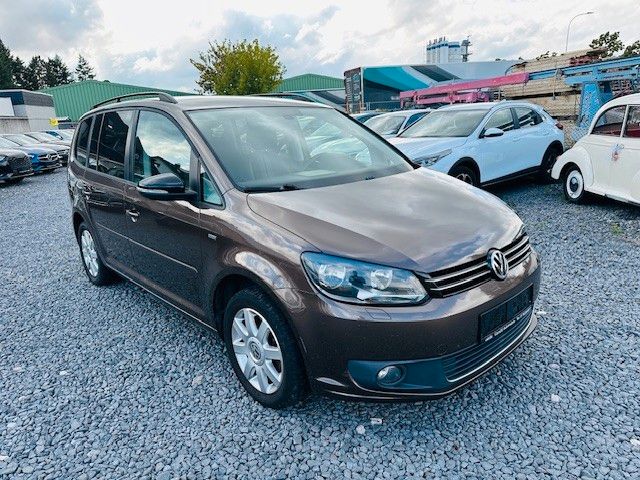 VW Touran 117.000 km 10.890 &euro; Griesheim 64347