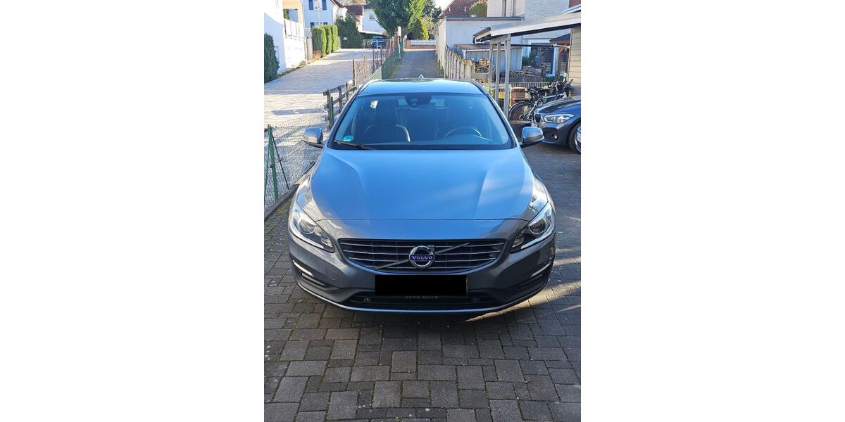 Volvo V60 137.000 km 12.490 &euro; Undenheim 55278