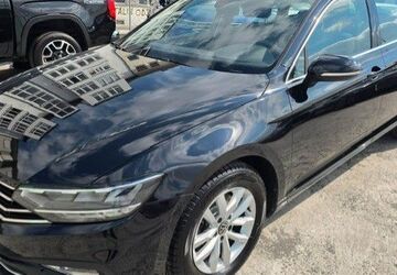 VW Passat Variant 79.000 km 22.690 &euro; Mannheim 68159