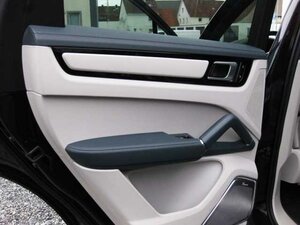 Porsche Cayenne Plug-In-Hybrid dt.Fzg.Top Ausst. 123.000 km 53.999 &euro; Biebesheim 64584