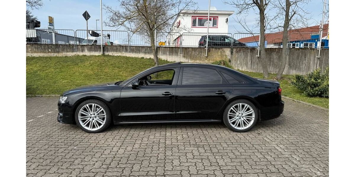 Audi A8 267.000 km 33.700 &euro; Worms 67547