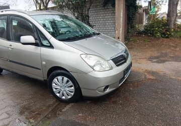 Toyota Corolla Verso 202.000 km 1.700 &euro; Mannheim 68169