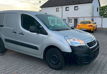 Peugeot Partner 211.000 km 5.900 &euro; Biebesheim am Rhein 64584