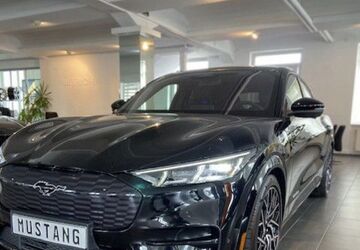 Ford Mustang Mach-E 9.650 km 49.900 &euro; Mannheim 68219
