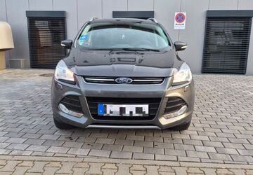 Ford Kuga 160.000 km 8.950 &euro; Pfungstadt 64319