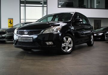 Kia ceed / Ceed 112.000 km 7.150 &euro; Griesheim/Darmstadt 64347