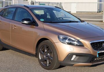 Volvo V40 Cross Country 229.000 km 8.699 &euro; Fußgönheim 67136
