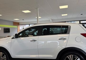 Kia Sportage 161.000 km 10.900 &euro; Worms 67550