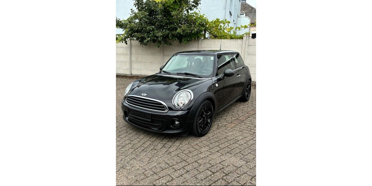 Mini ONE 156.000 km 4.950 &euro; Worms 67549