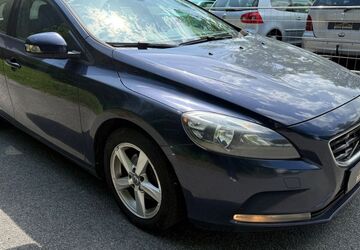 Volvo V40 228.000 km 5.490 &euro; Heppenheim 64646