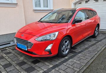 Ford Focus 121.000 km 10.890 &euro; Griesheim 64347