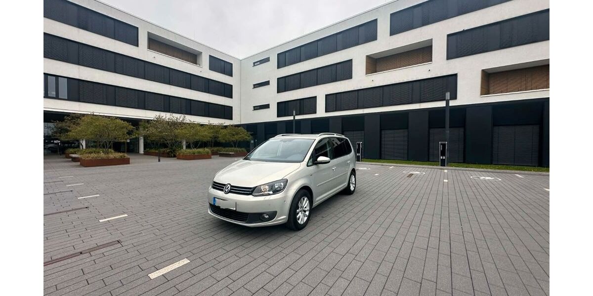 VW Touran 175.569 km 11.000 &euro; Mannheim 68305