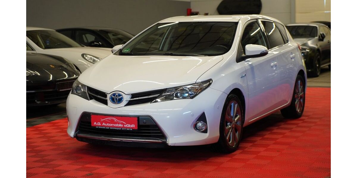 Toyota Auris 161.893 km 9.250 &euro; Pfungstadt 64319