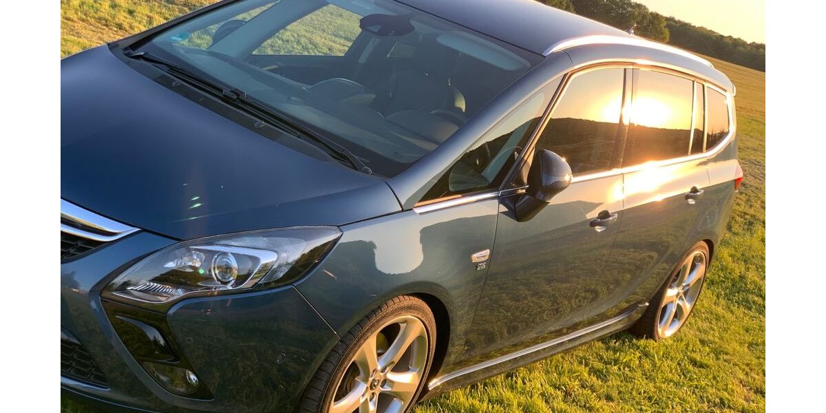 Opel Zafira Tourer 109.000 km 10.450 &euro; Dalheim 55278