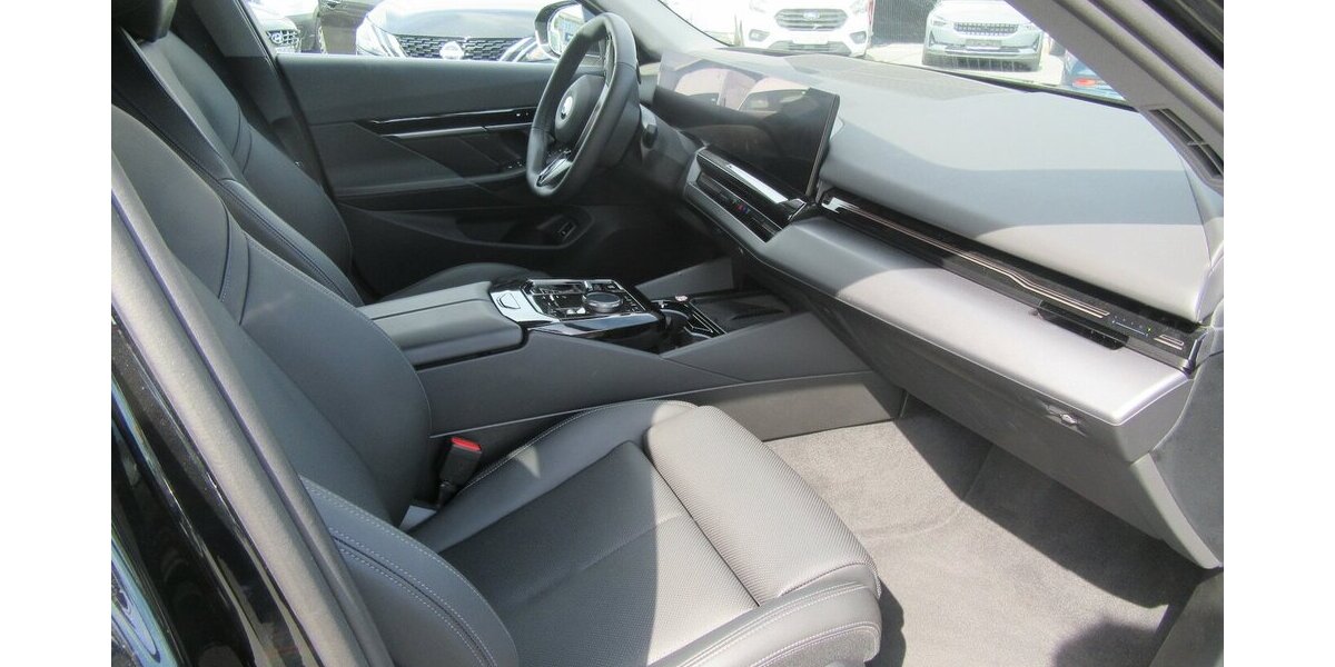 BMW 520i Automazik, NEUES MODEL 38.000 km 42.950 &euro; Gernsheim 64579