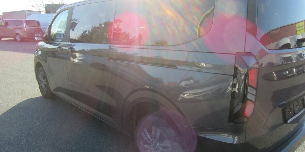 Ford Tourneo Custom 320 L2 Tourneo Titanium FWD Autom. 22.000 km 44.950 &euro; Gernsheim 64579