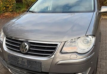 VW Touran 112.400 km 6.400 &euro; Bensheim 64625