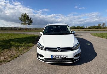 VW Touran 179.440 km 20.000 &euro; Bechtheim 67595