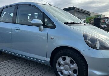 Honda Jazz 141.000 km 2.690 &euro; Mannheim 68307