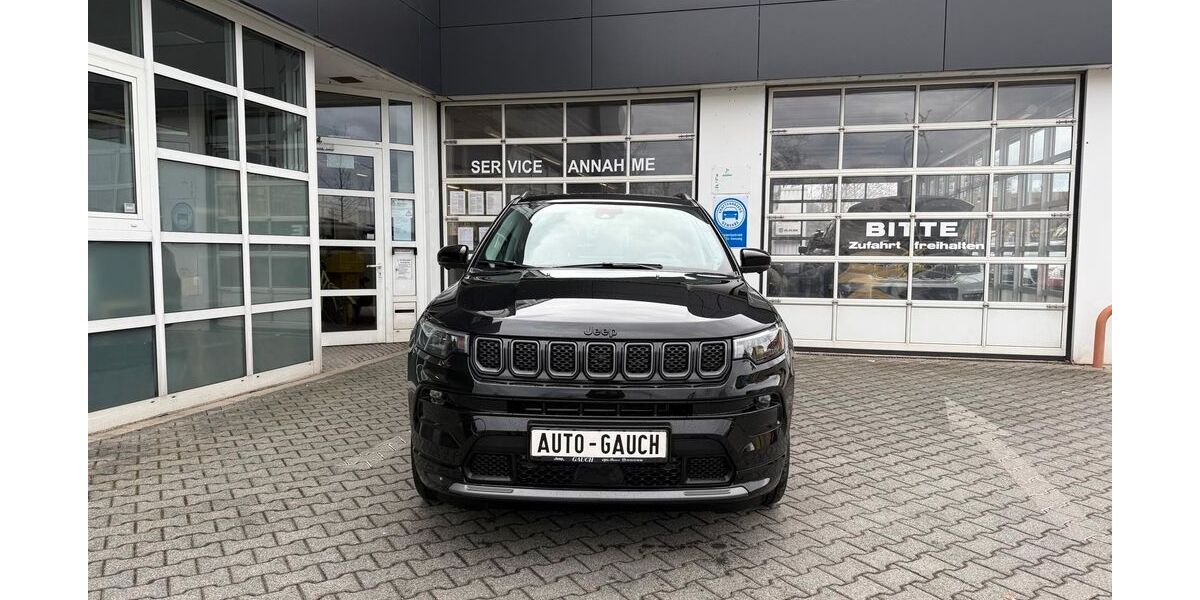 Jeep Compass 28.850 km 29.900 &euro; Mannheim 68169