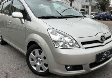 Toyota Corolla Verso 81.500 km 5.990 &euro; Heppenheim 64646